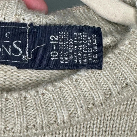 VTG Basic Editions Patterned Grandpa Fall Sweater Made in the U.S.A - Picture 12 of 12